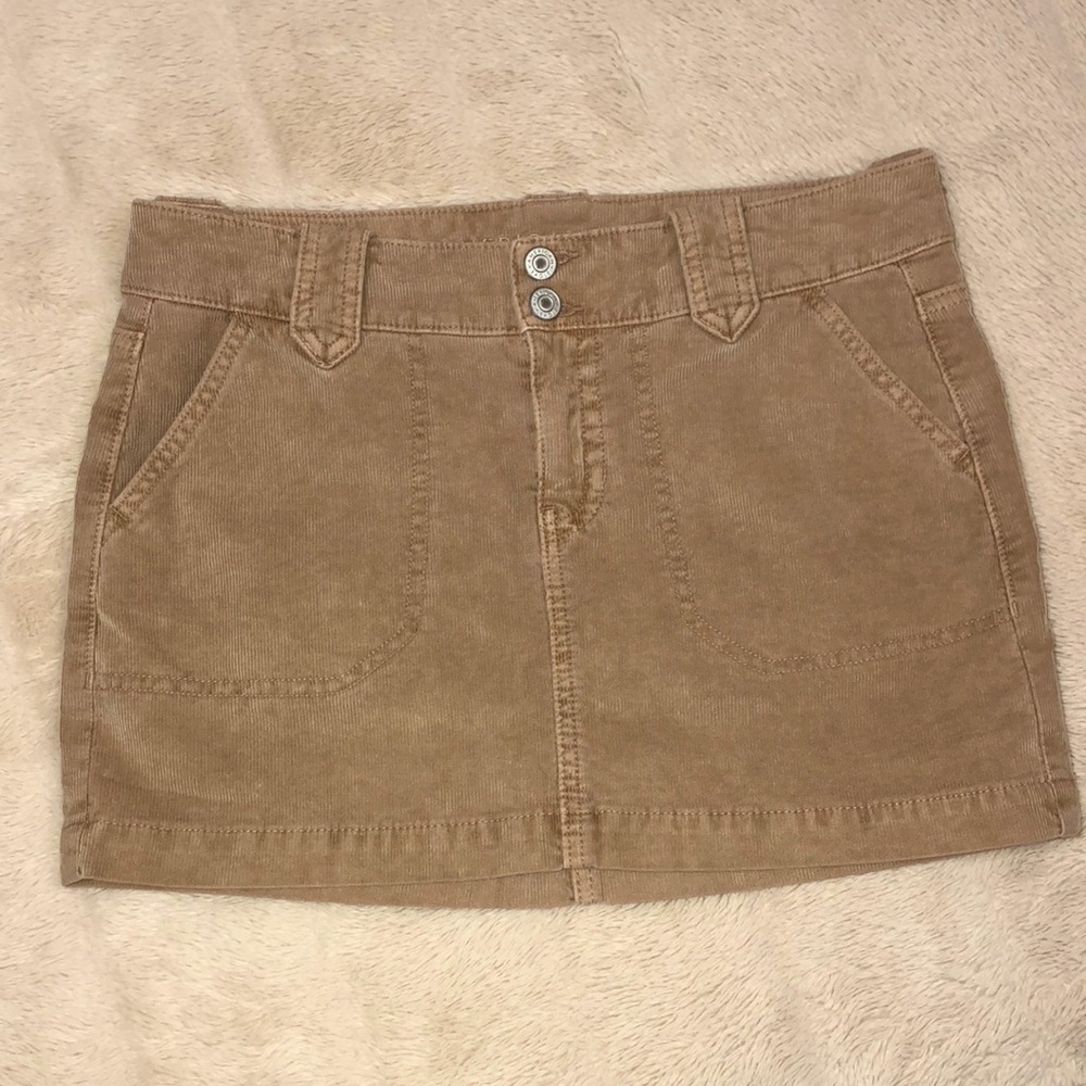 AEO SKIRT Never Worn!